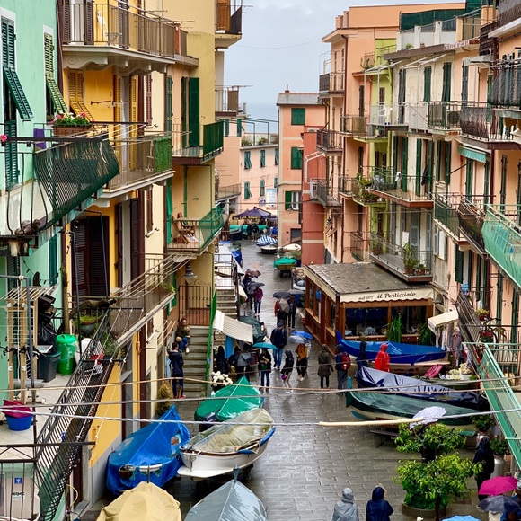 Meet your Posher, Victoria - Picture 1 of 1